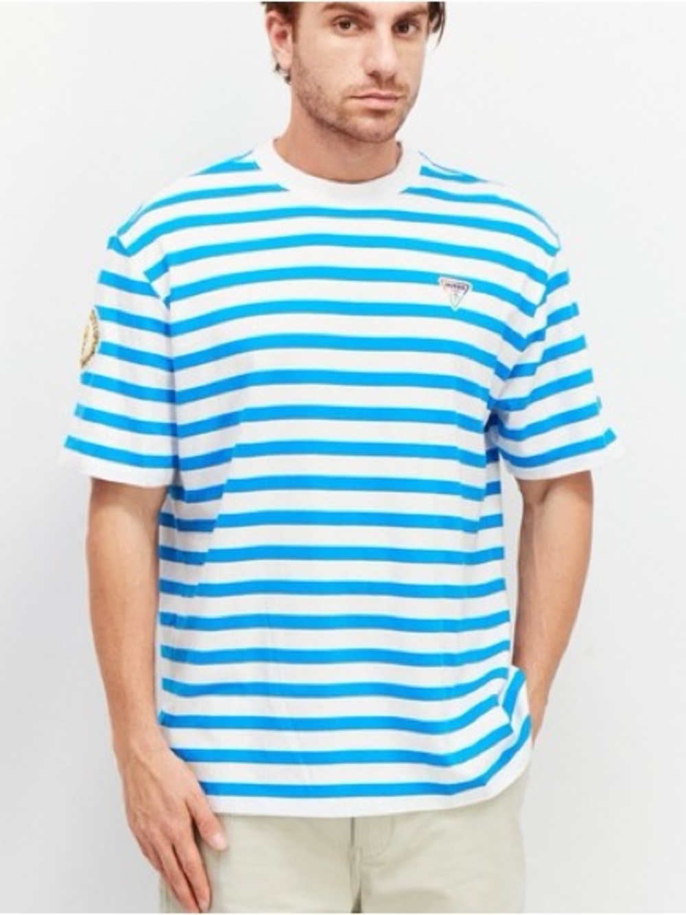 GUESS X FriendsWithYou tshirt